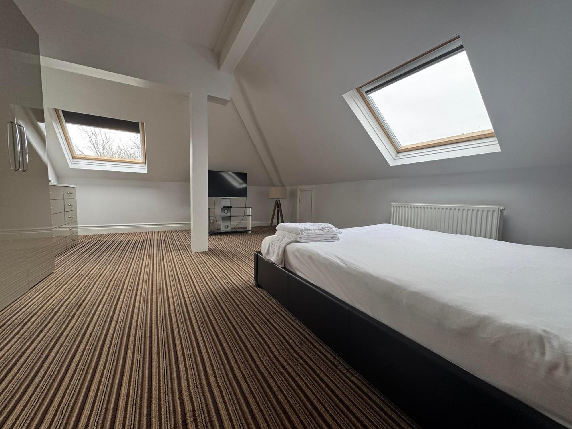 Parkside International Hotel Reading Extérieur photo